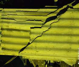 Dam örtükləri satılır