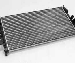 Mercedes 639 kuza su radiator