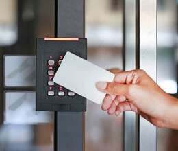 Access control sistemi (giriş-çıxış)