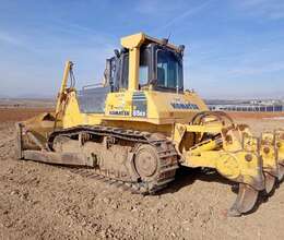 Tikinti texnikası Komatsu, 2011 il