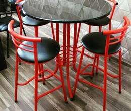 Bar masası və oturacaq dəsti