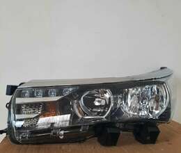 "Toyota Corolla 2014" ön farası
