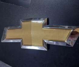 Chevrolet Cruz emblem