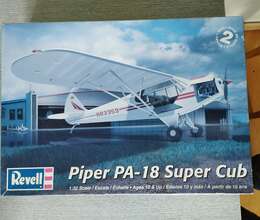"Piper PA-18 Super Cub" təyyarənin plastik model dəsti