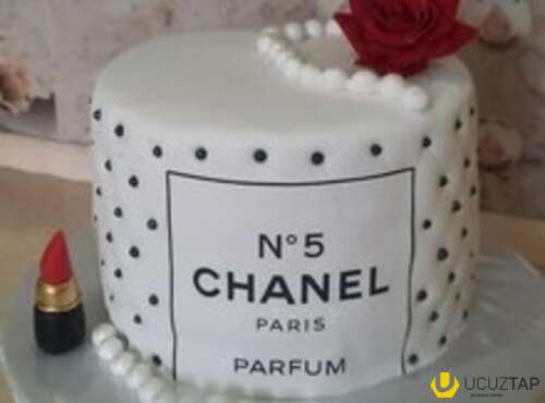 Reteta Tort Chanel No 5