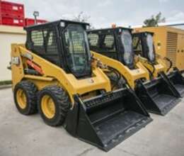 Mini-yükləyici CAT 226 B3, 2023 il – Avtobuslar və xüsusi texnika – ucuztap.az