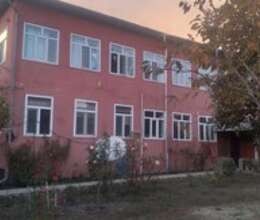 Həyət evi kirayə verilir, Arif Haqverdiyev küç.18 – Villalar, bağ evləri – ucuztap.az