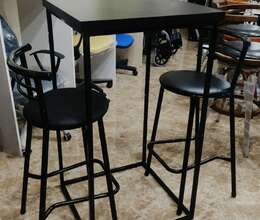 Bar masası və bar stulu 