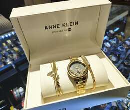 ANNA KLEİN firması QADIN saatı