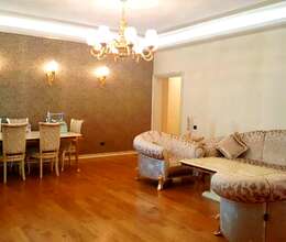 Satılır Yeni tikili, 215m², 5-Otaqlı