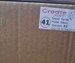 İş üçün təhlükəsiz çəkmələr yəni botinkalar