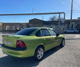 Opel Vectra, 1996 il