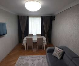 Satılır Köhnə tikili, 80m², 3-Otaqlı