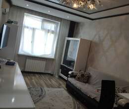 Satılır Köhnə tikili, 80m², 3-Otaqlı