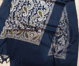 Üstü işləməli Naxışlı şərfler