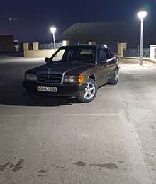 Mercedes 190, 1990 il