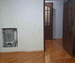 Satılır Köhnə tikili, 67m², 3-Otaqlı