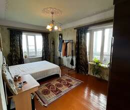 Satılır Köhnə tikili, 80m², 3-Otaqlı