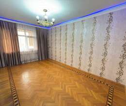 Satılır Köhnə tikili, 70m², 3-Otaqlı