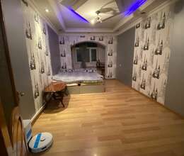 Satılır Köhnə tikili, 112m², 5-Otaqlı