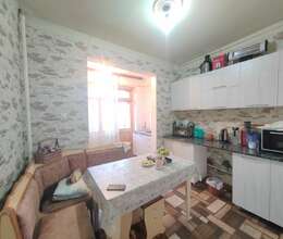 Satılır Köhnə tikili, 60m², 2-Otaqlı