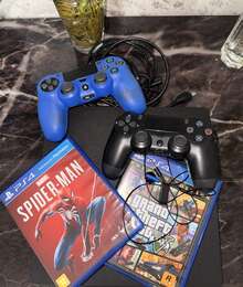 PlayStadion 4 Slim 1 TB