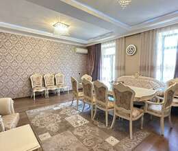 Satılır 6 otaqlı köhnə tikili 140 m², Elmlər Akademiyası m.
