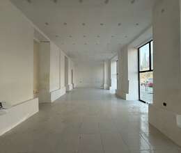 Obyekt İcarəyə verilir, 200m²