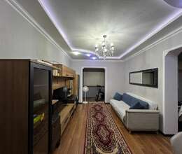 Satılır 2 otaqlı köhnə tikili 60 m², Yeni Günəşli q.