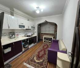 Satılır 2 otaqlı köhnə tikili 60 m², Yeni Günəşli q.