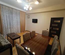 Kirayə verilir Köhnə tikili, 67m², 3-Otaqlı