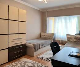 Satılır Köhnə tikili, 120m², 4-Otaqlı