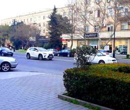 Satılır Köhnə tikili, 110m², 3-Otaqlı
