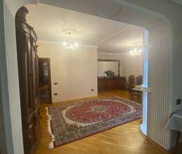 Satılır Köhnə tikili, 110m², 4-Otaqlı