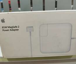 Macbok adapter