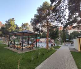 Satılır Köhnə tikili, 130m², 5-Otaqlı