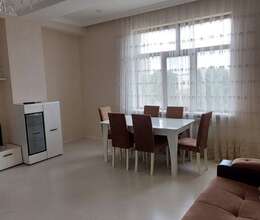 Kirayə verilir Yeni tikili, 2-Otaqlı, 80m²