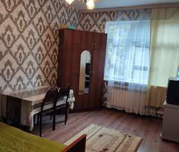 1ci mikrorayonda 1 otaqlı, əşyalı mənzil