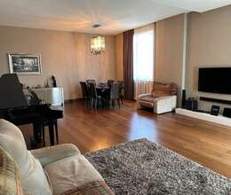 Satılır Yeni tikili, 200m², 4-Otaqlı