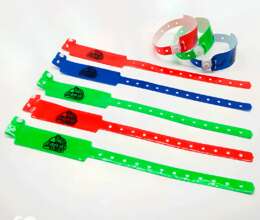 Plastik qolbaq