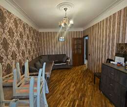 Satılır Köhnə tikili, 80m², 3-Otaqlı