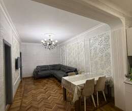 Satılır Köhnə tikili, 90m², 4-Otaqlı