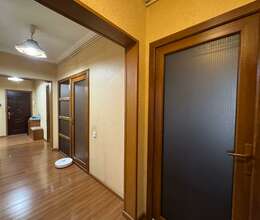 Satılır Köhnə tikili, 120m², 5-Otaqlı