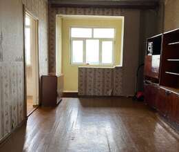 Satılır Köhnə tikili, 55m², 2-Otaqlı