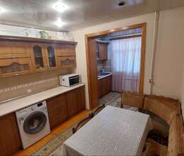 Satılır Köhnə tikili, 80m², 3-Otaqlı