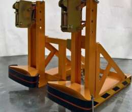 Forklift üçün çəllək tutma avadanlığı