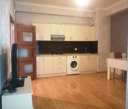 Kirayə verilir Yeni tikili, 450m², 3-Otaqlı