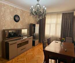 Satılır Köhnə tikili, 60m², 2-Otaqlı