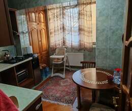 Satılır Köhnə tikili, 68m², 2-Otaqlı