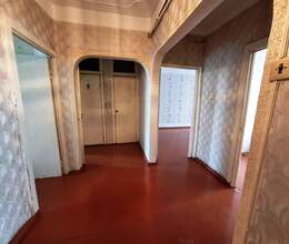 Satılır Köhnə tikili, 80m², 3-Otaqlı